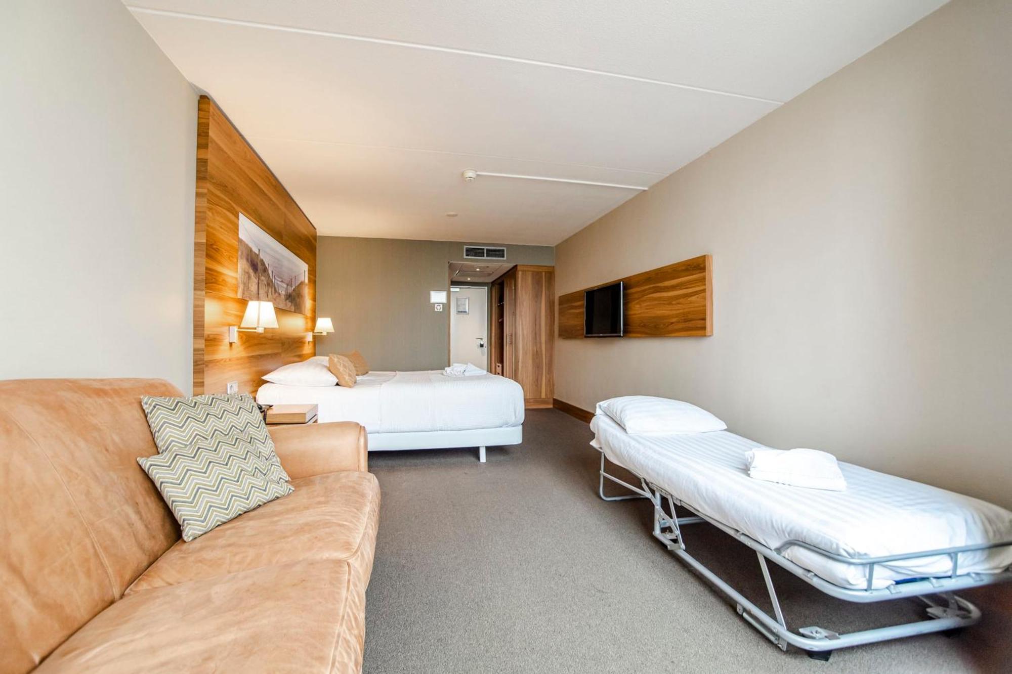 Hotel With Stunning Sea View *